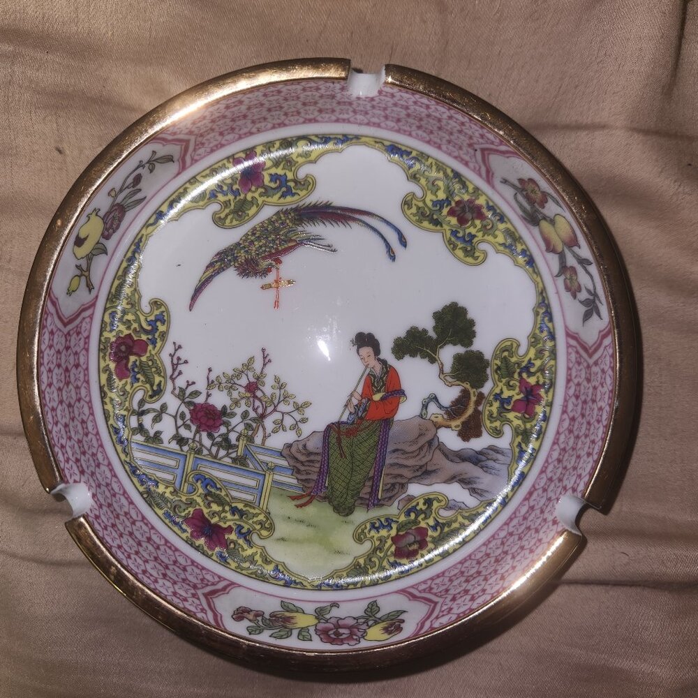 Ornate Japanese Ash Tray